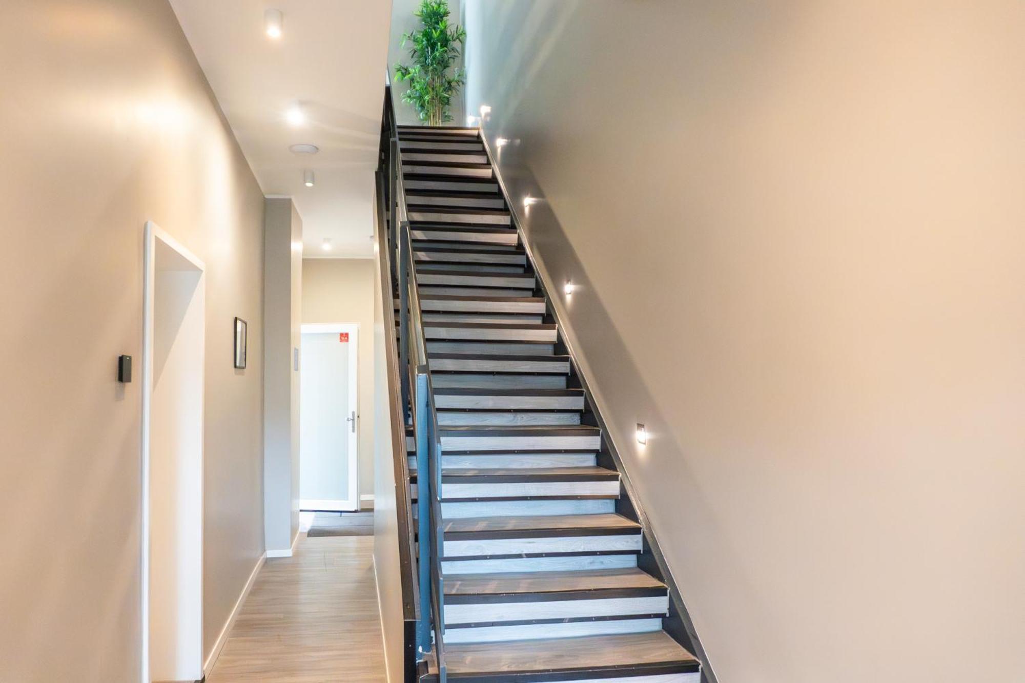 Liro Stadt Apartments Крефелд Екстериор снимка