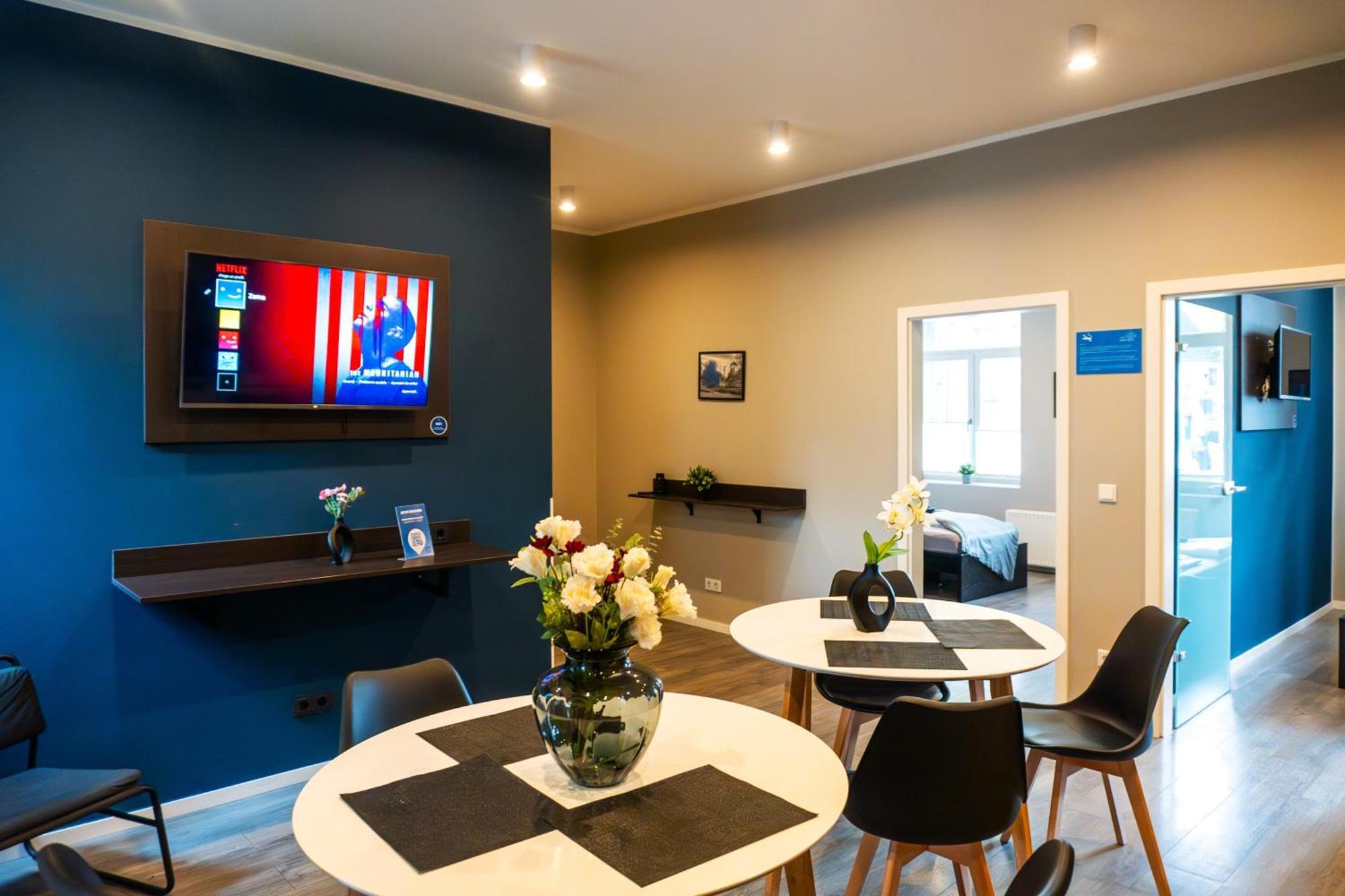 Liro Stadt Apartments Крефелд Екстериор снимка