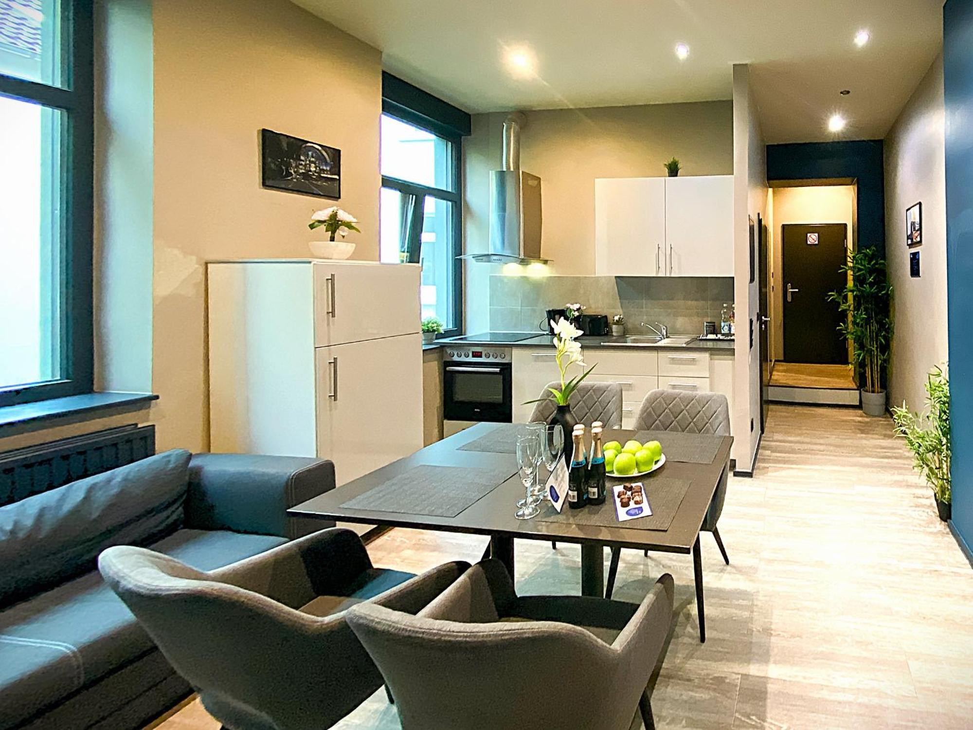 Liro Stadt Apartments Крефелд Екстериор снимка